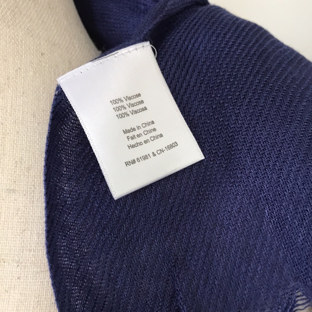 ❗️LAST CHANCE- New! Beautiful Royal Blue Long Viscose Scarf - Picture 4 of 4